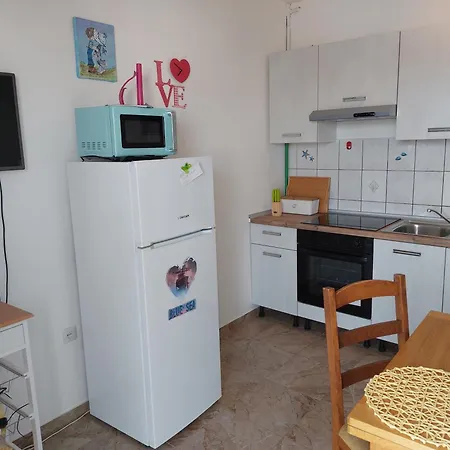 Apartament Sime *