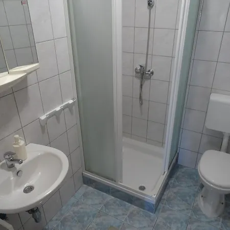Sime Apartment Dinjiška